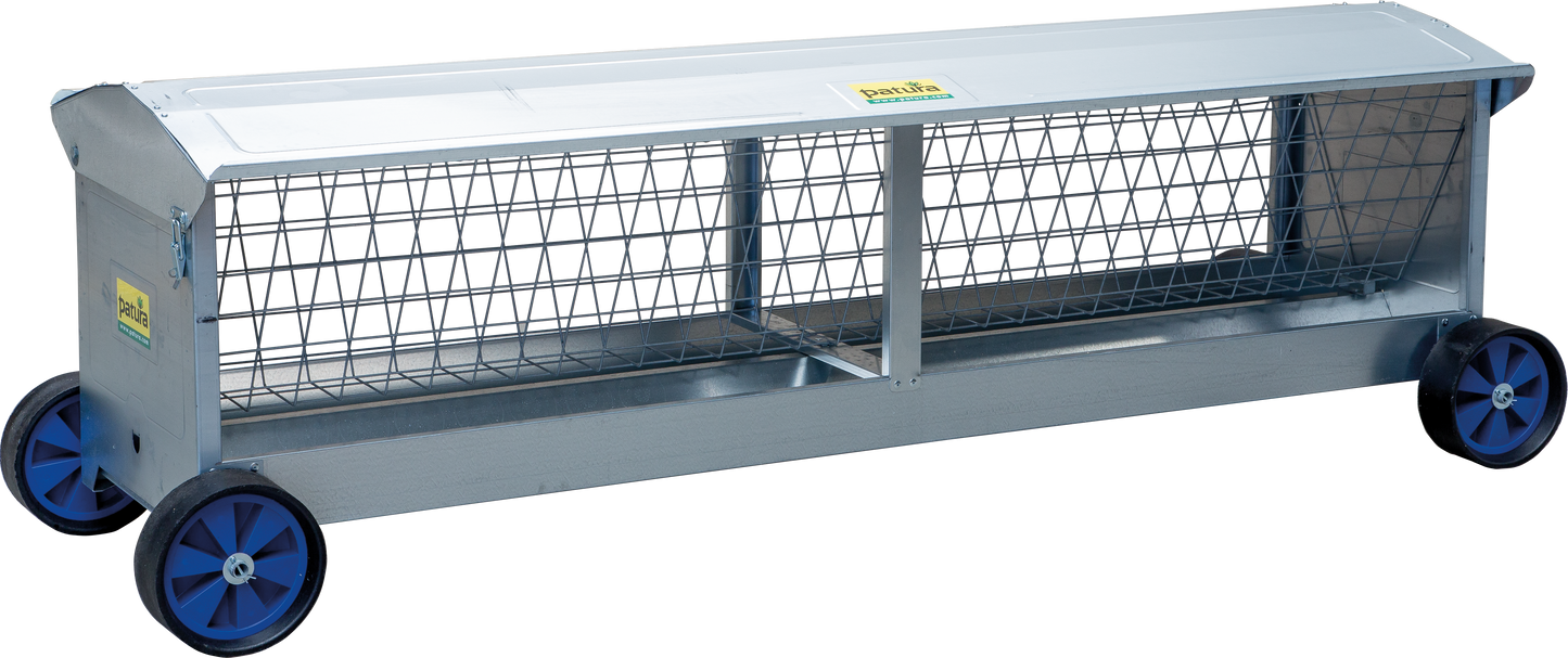 Heuraufe auf Rädern