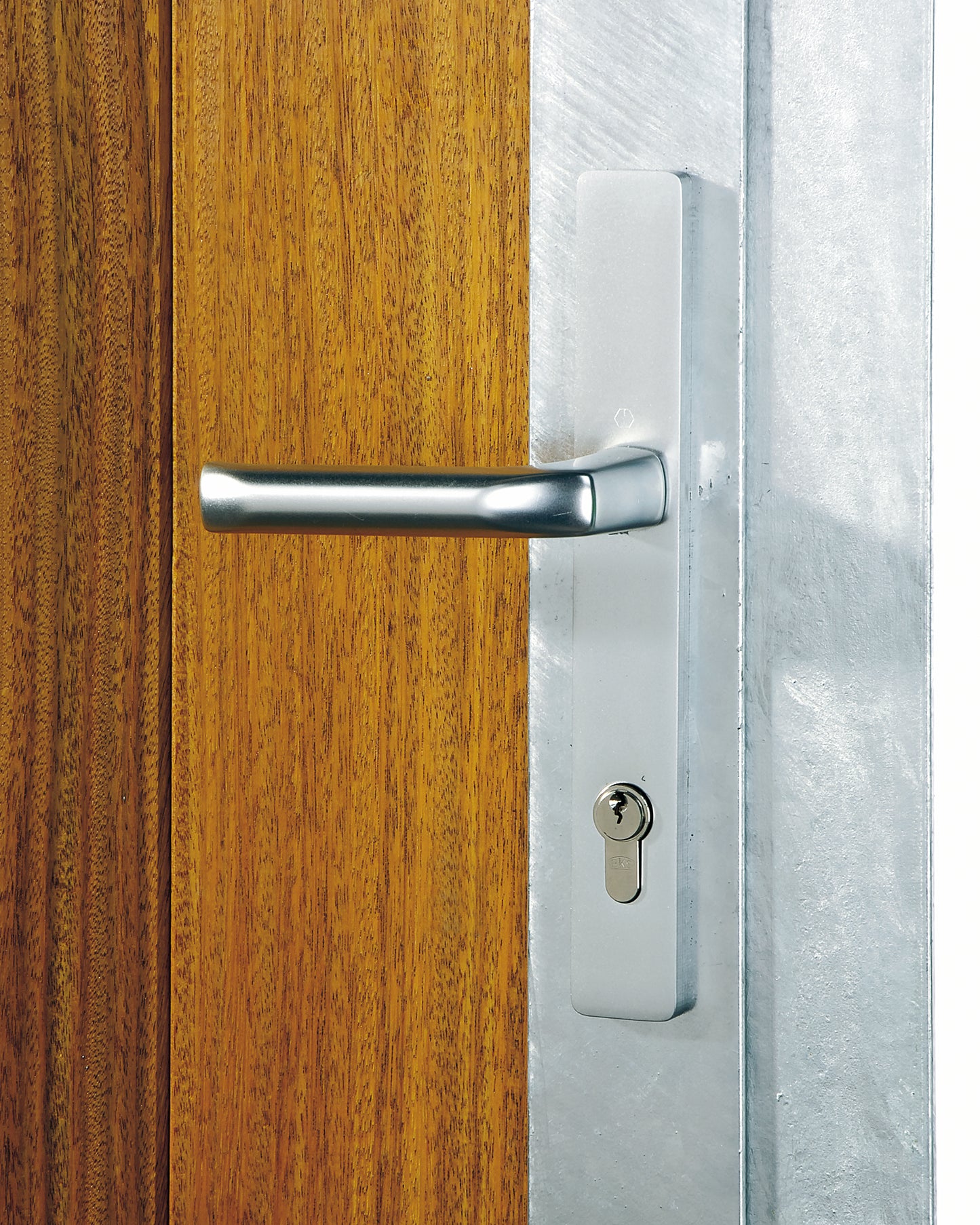 Stalltür 2-teilig mit Drehkippfenster