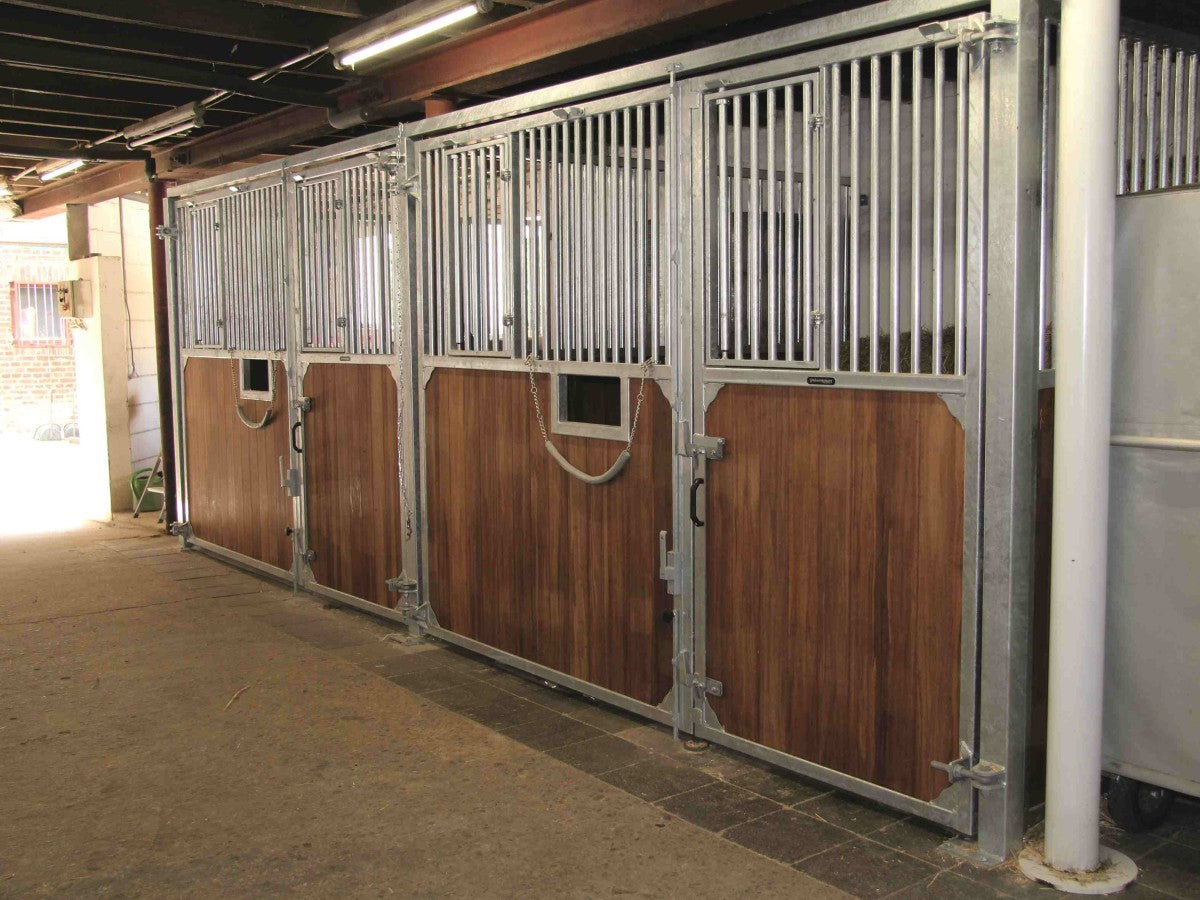 Frontwand Faana komplett aufschwenkbar