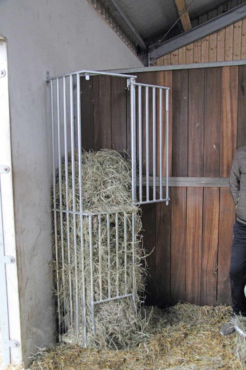 Großraum-Heuraufe feuerverzinkt