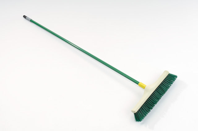 Hof- und Straßenbesen grün