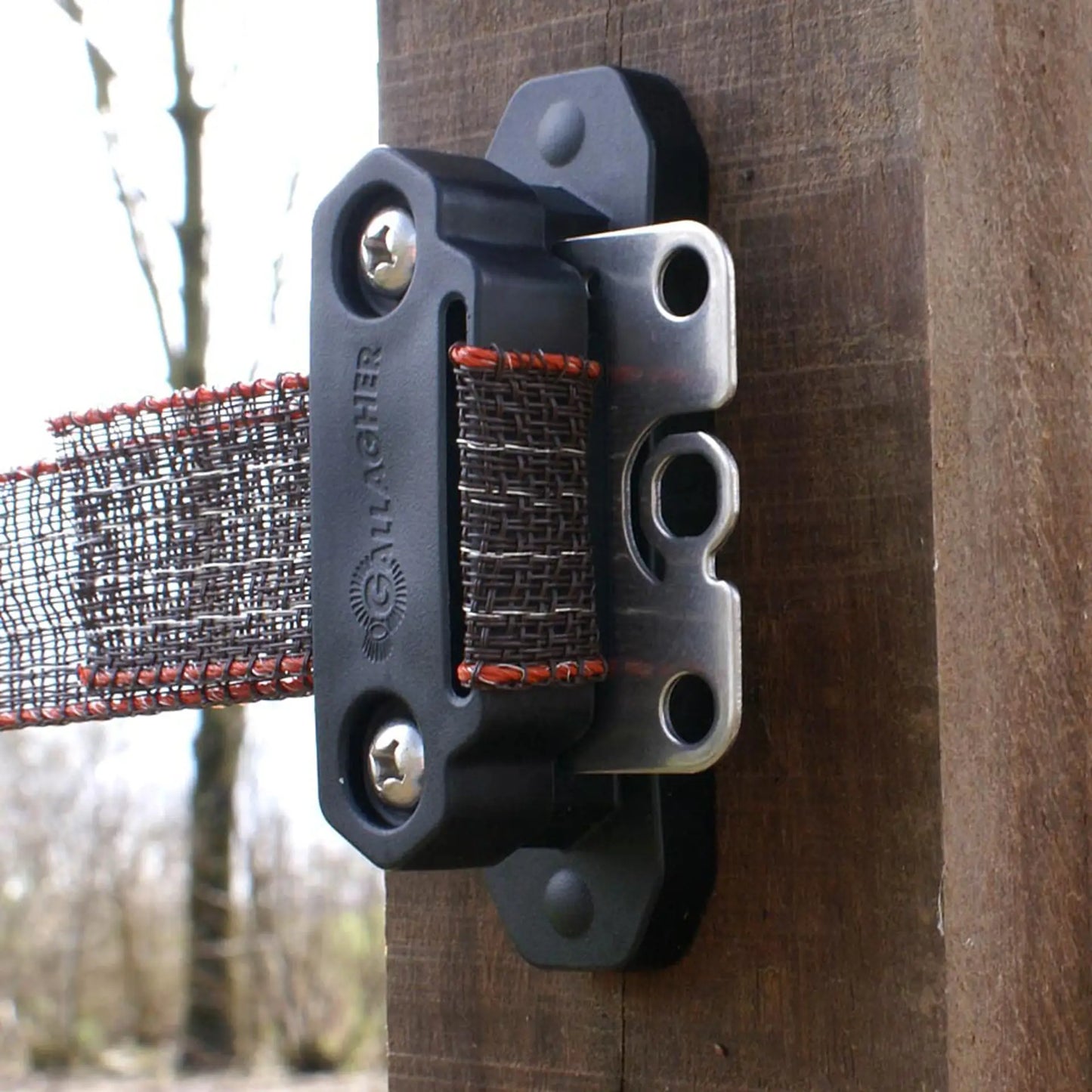 Multiconnect-Zwischenplatte und Breitbandverbinder