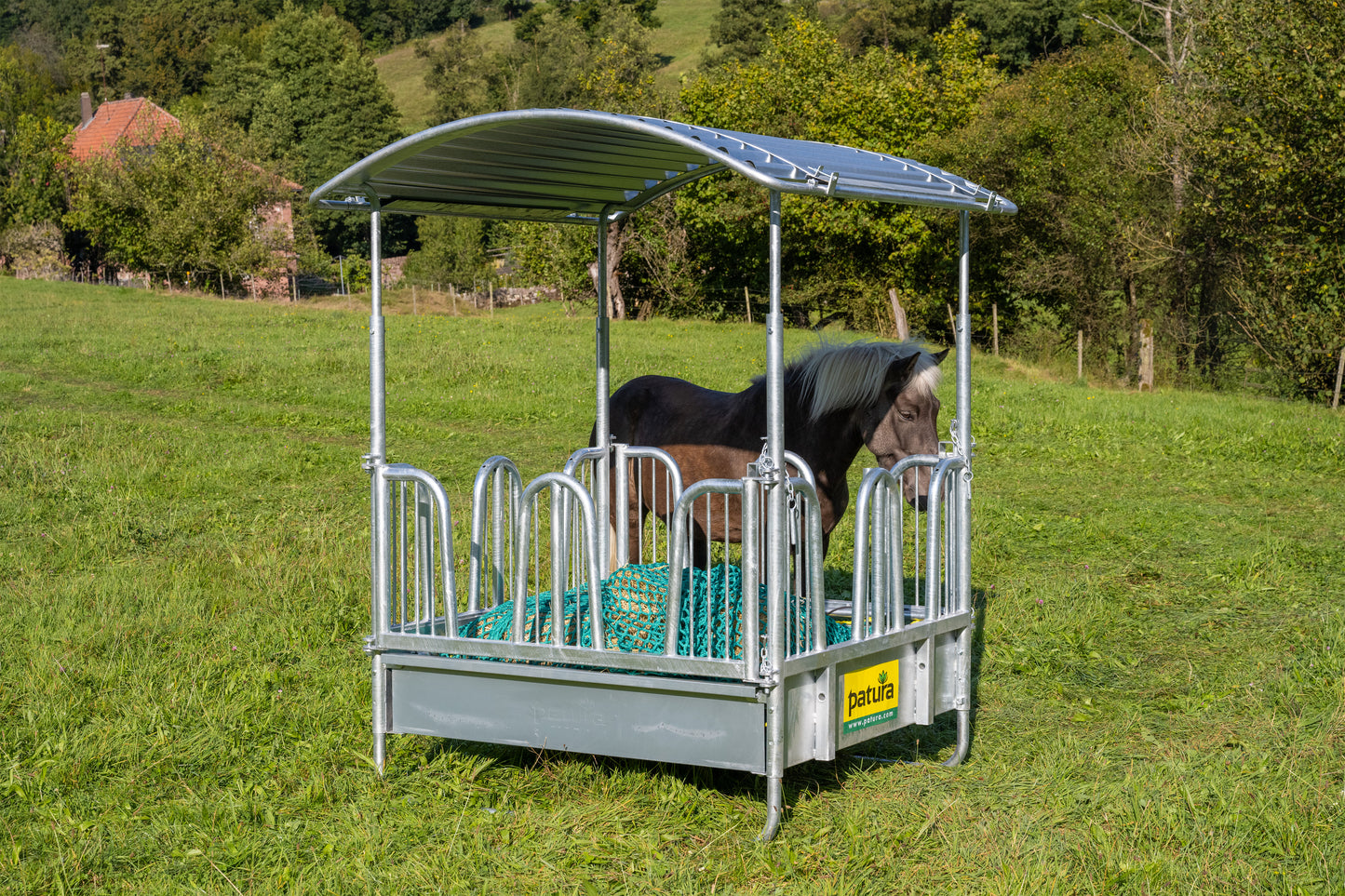 Viereckraufe mit Sicherheits- Palisadenfressgittern, 8 Fressplätze