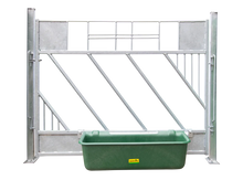 Tür mit Schrägfressgitter für Kälber