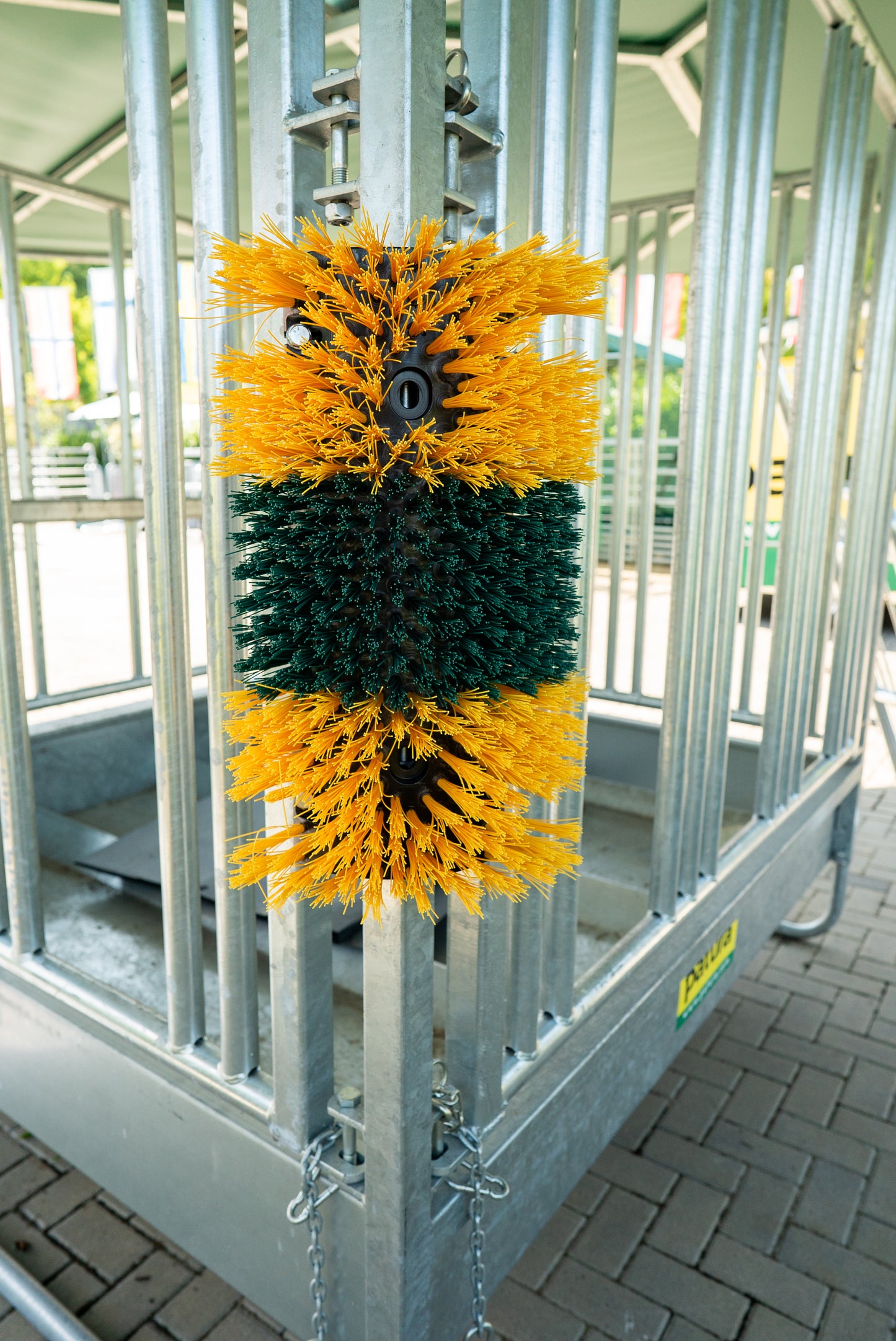 Komplett-Set für Eckmontage 1x Kratzbürste Multifix an Profi-Raufe Rohr 50 x 50 mm