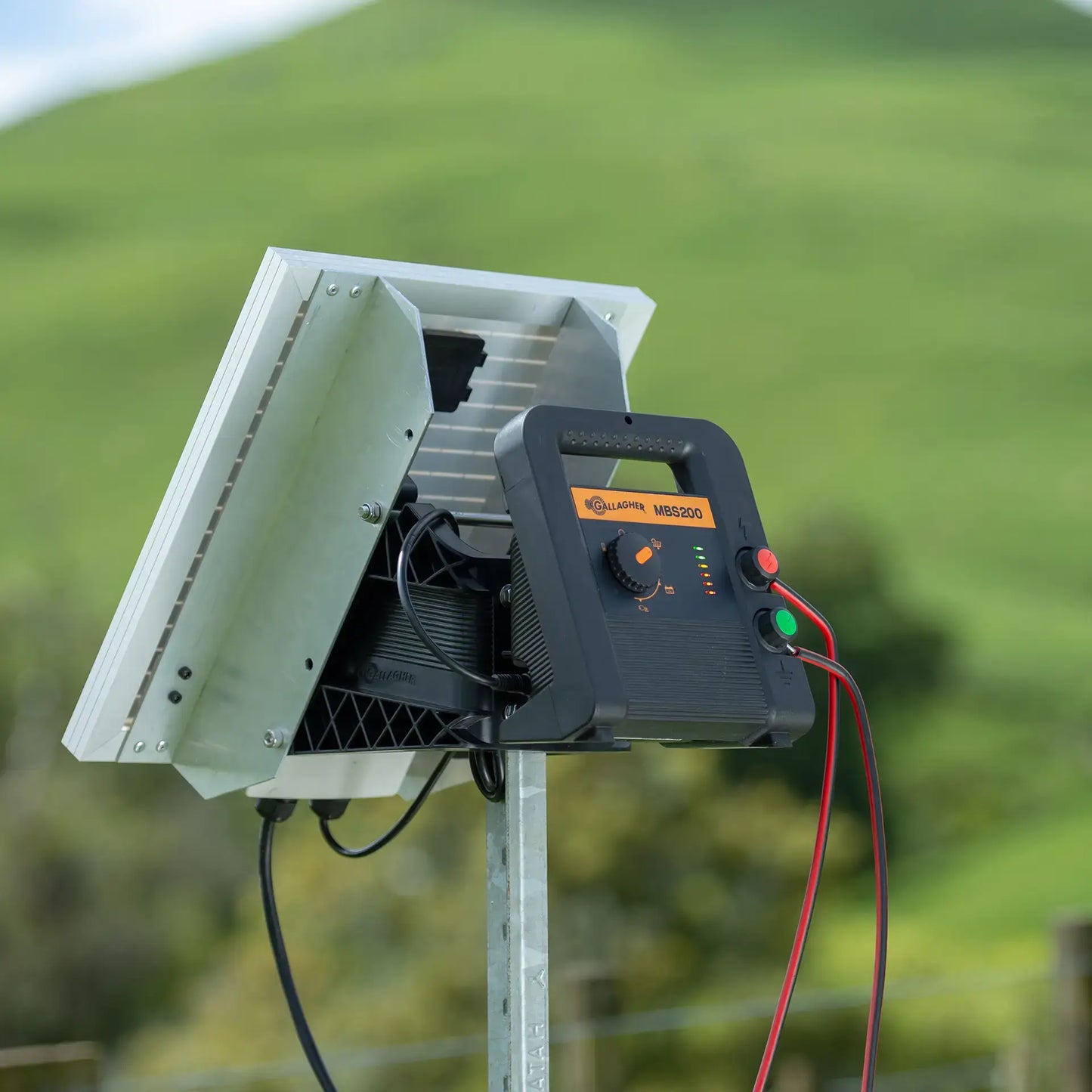 MBS200 3 in 1 Multi Power Weidezaungerät