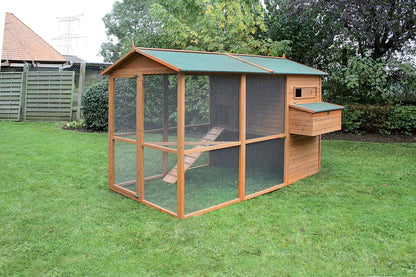 Hühnerstall Oslo | inklusive umfangreicher Ausstattung