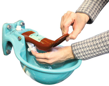 Suevia emailliertes Tränkebecken Modell 115 | mit Druckzunge