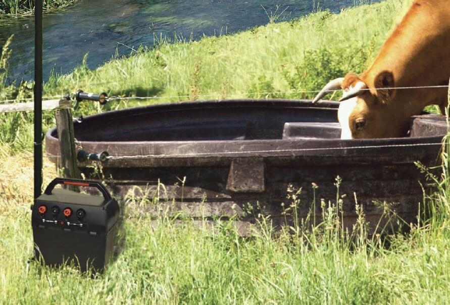 Weidepumpen-Set inklusive 60 Watt Solarpanel