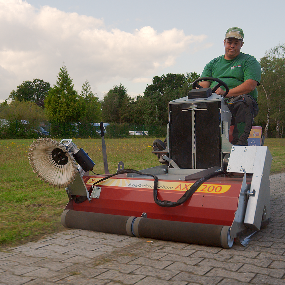 AX 1200 Axialkehrmaschine