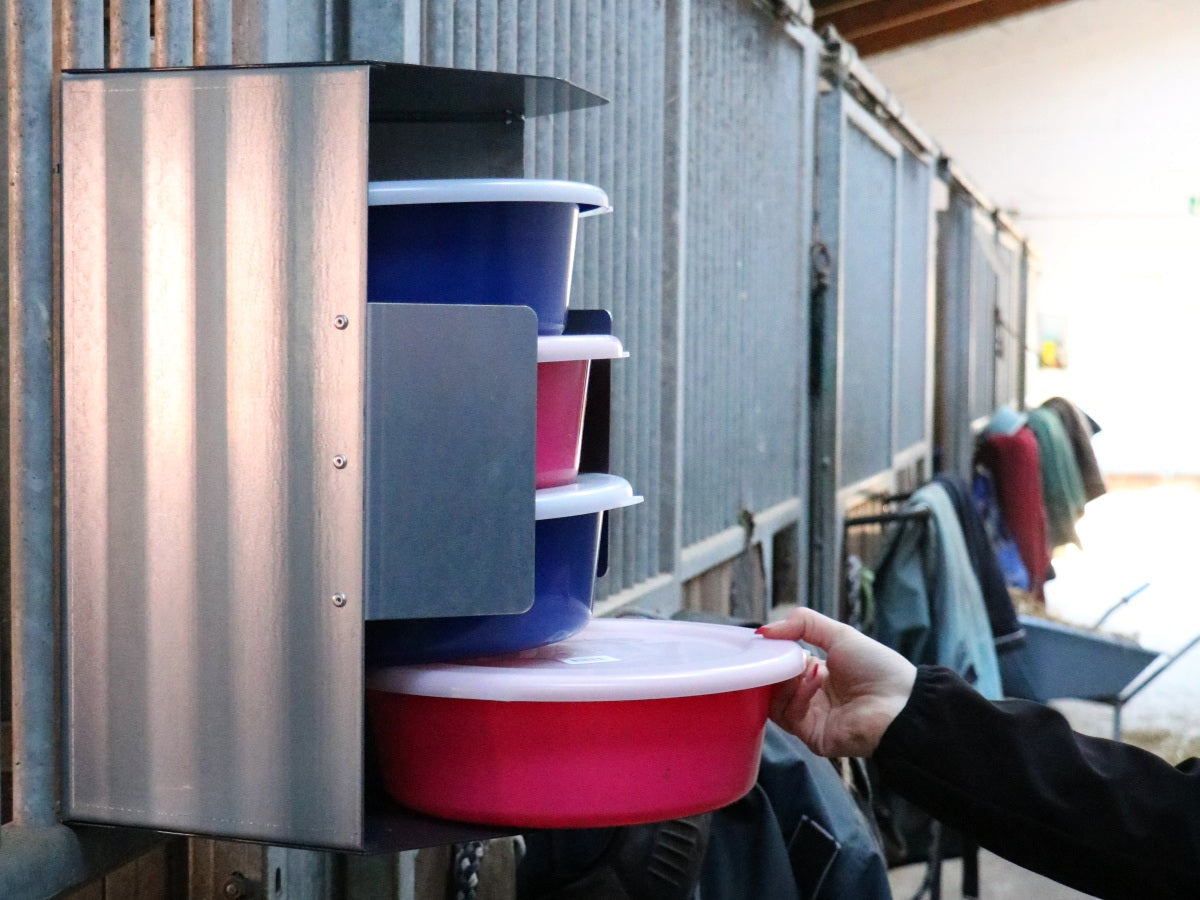 Futterschüssel-Spender