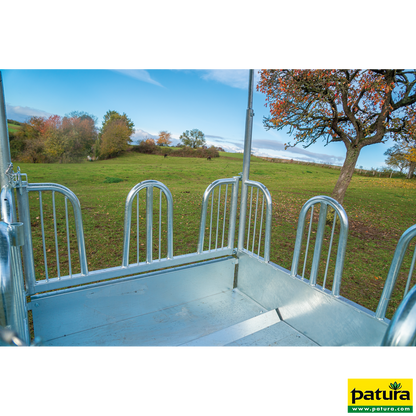 Viereckraufe mit Sicherheits-Palisadenfressgittern