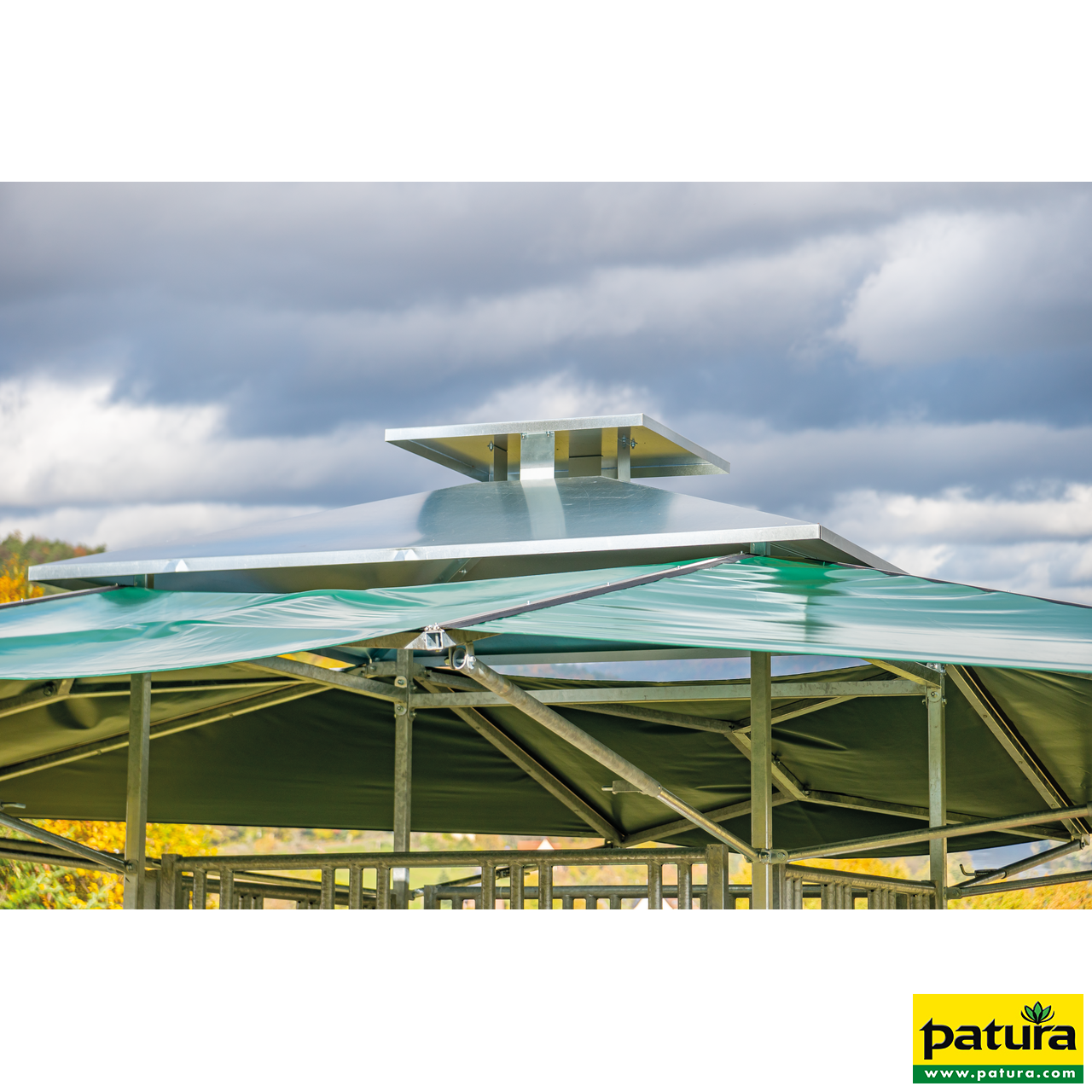 Klima-Großballenraufe mit Palisadenfressgitter