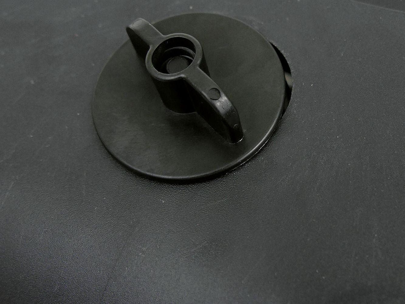 Ersatzstopfen für Profi-Futtertrog