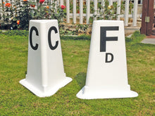 Säulen-Bahnbuchstaben